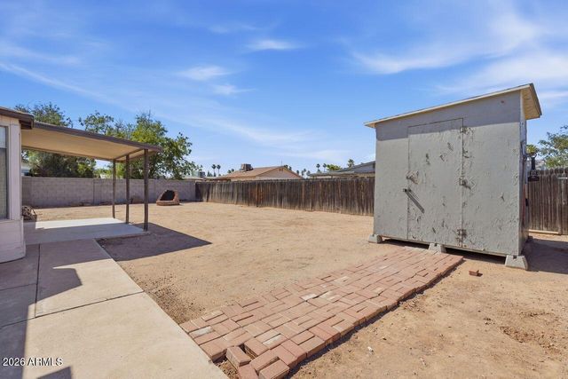 3202 W ACAPULCO Lane, Phoenix, AZ 85053