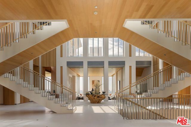 1261 Angelo Drive, Beverly Hills, CA 90210