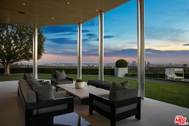 1261 Angelo Drive, Beverly Hills, CA 90210