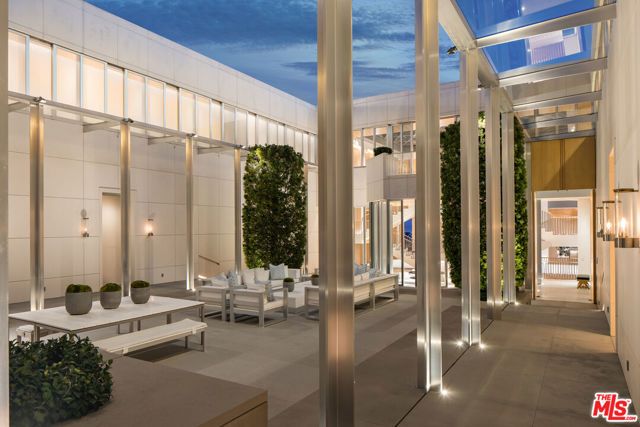 1261 Angelo Drive, Beverly Hills, CA 90210