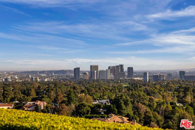 1261 Angelo Drive, Beverly Hills, CA 90210