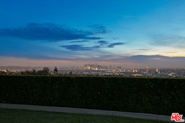 1261 Angelo Drive, Beverly Hills, CA 90210