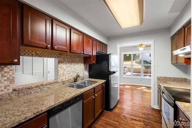 823 Hanna Court, Manchester, MO 63021