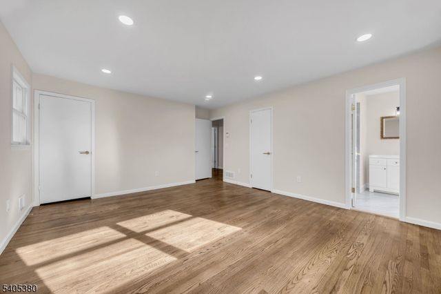 127 Stockton Ave, Franklin Twp., NJ 08540