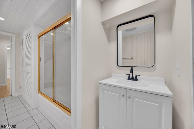 127 Stockton Ave, Franklin Twp., NJ 08540