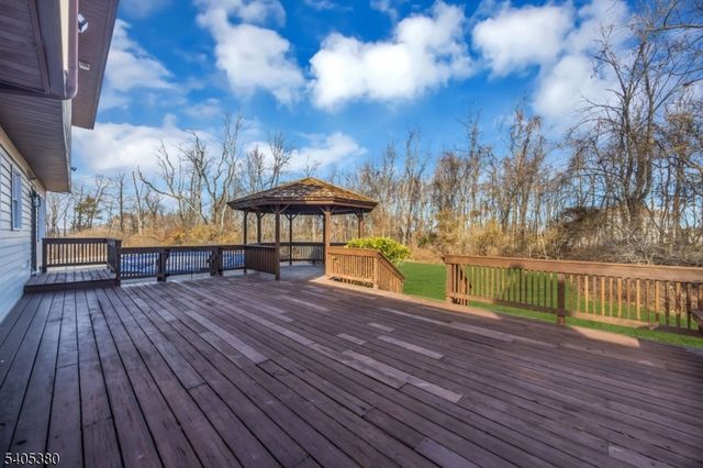 127 Stockton Ave, Franklin Twp., NJ 08540