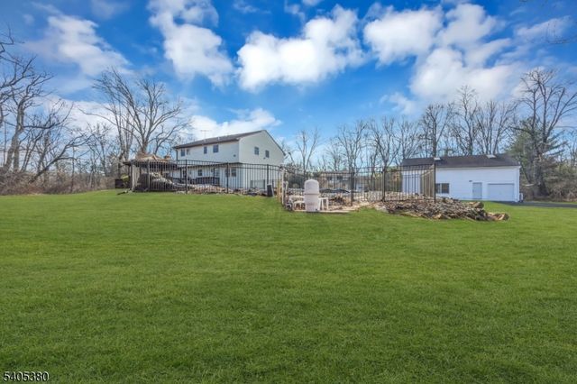 127 Stockton Ave, Franklin Twp., NJ 08540