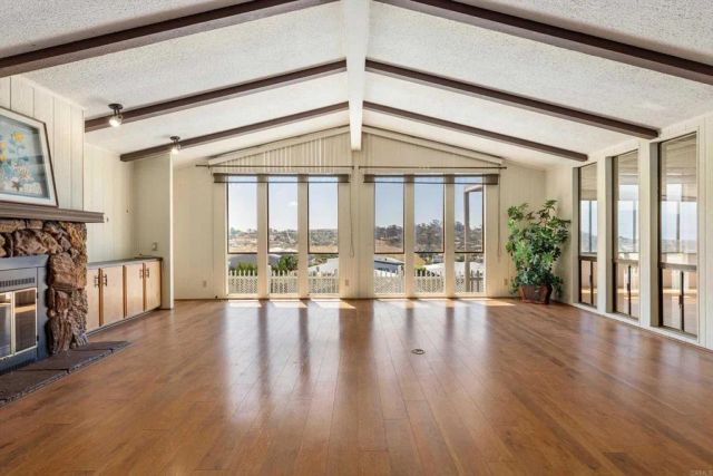 1930 W San Marcos 261, San Marcos, CA 92078