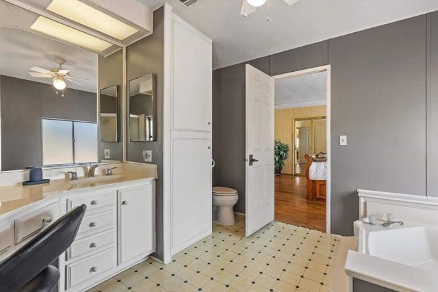 1930 W San Marcos 261, San Marcos, CA 92078
