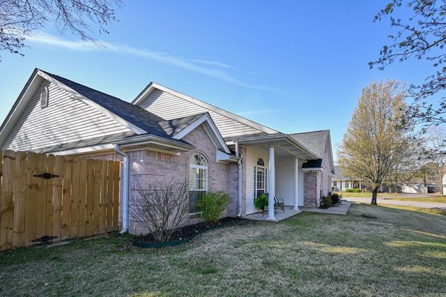 2501 Michelle Drive, Mena, AR 71953