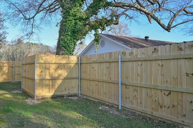 2501 Michelle Drive, Mena, AR 71953