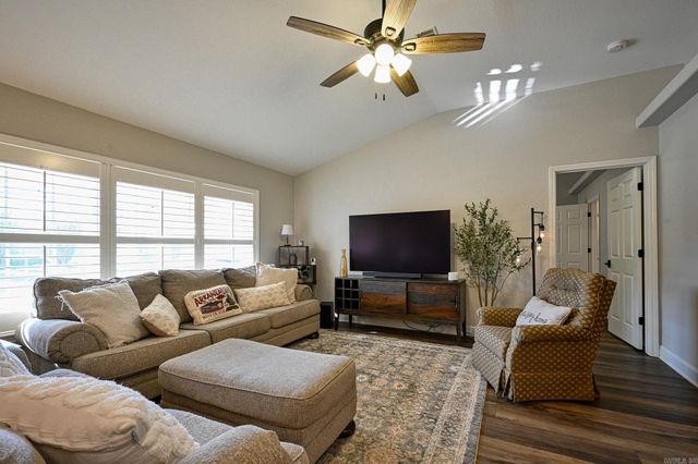 2501 Michelle Drive, Mena, AR 71953