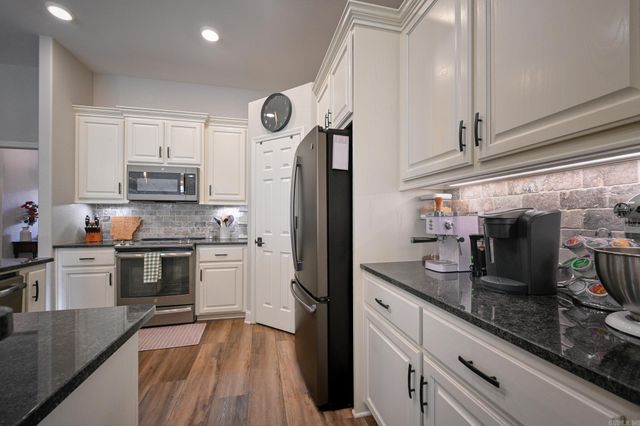 2501 Michelle Drive, Mena, AR 71953