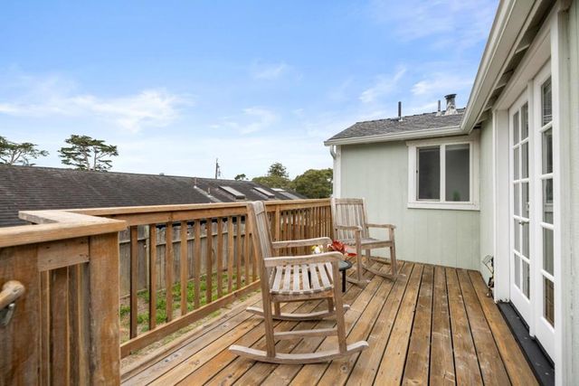 1203 Lincoln Avenue, Pacific Grove, CA 93950