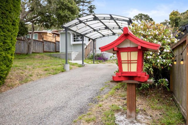 1203 Lincoln Avenue, Pacific Grove, CA 93950