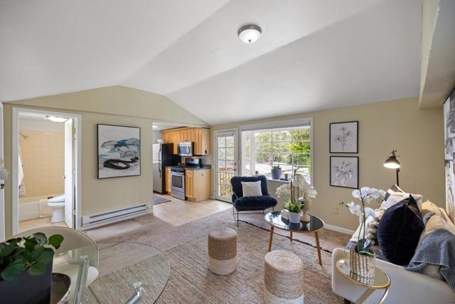 1203 Lincoln Avenue, Pacific Grove, CA 93950