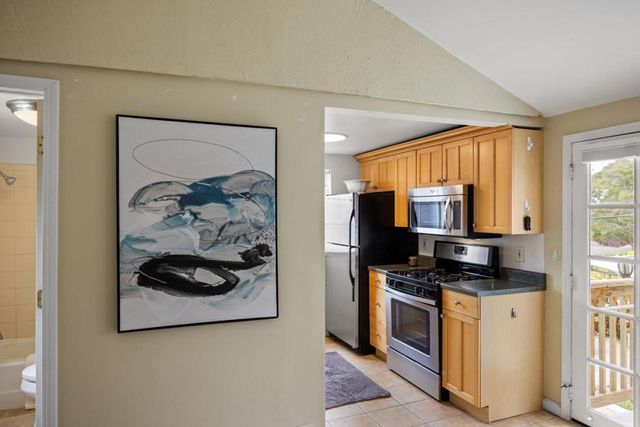 1203 Lincoln Avenue, Pacific Grove, CA 93950