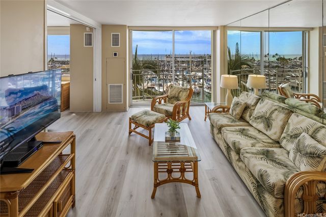 1765 Ala Moana Boulevard 682, Honolulu, HI 96815