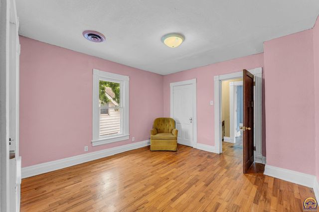 731 SW Lincoln ST, Topeka, KS 66606