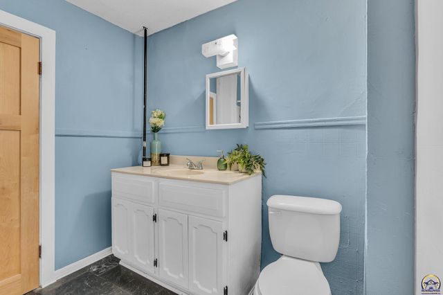 731 SW Lincoln ST, Topeka, KS 66606