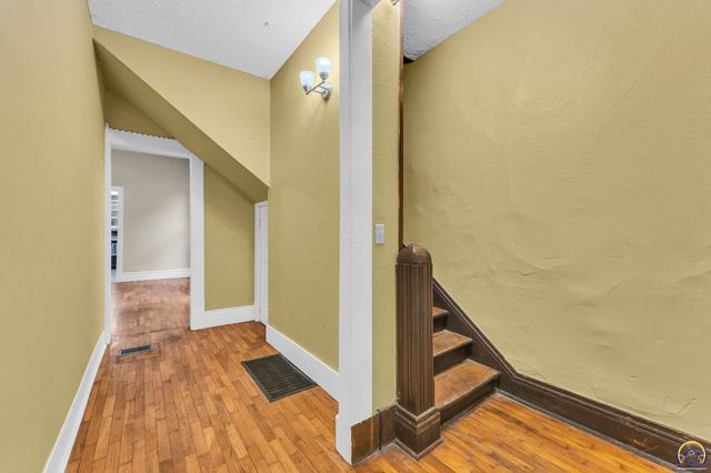 731 SW Lincoln ST, Topeka, KS 66606