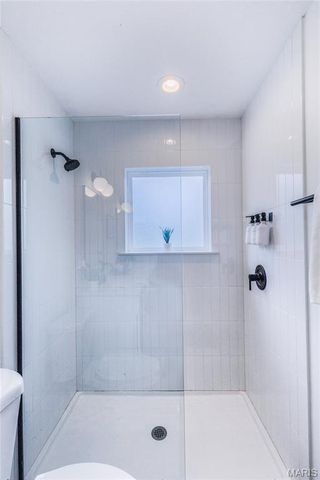 3215 Jasper Park, St Louis, MO 63139