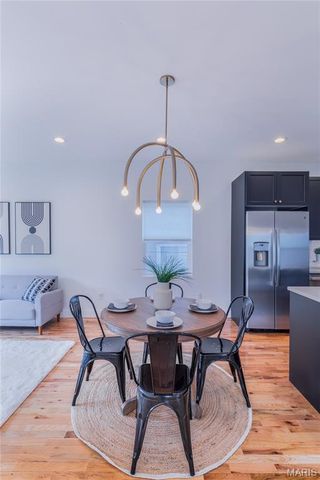 3215 Jasper Park, St Louis, MO 63139
