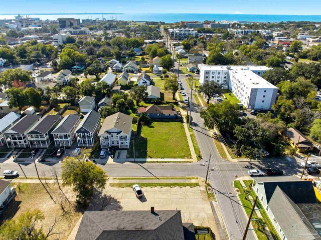 000 W Wright St, Pensacola, FL 32501