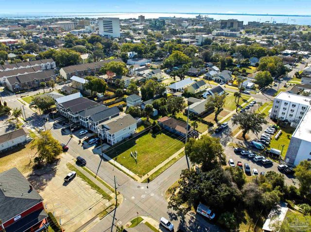 000 W Wright St, Pensacola, FL 32501