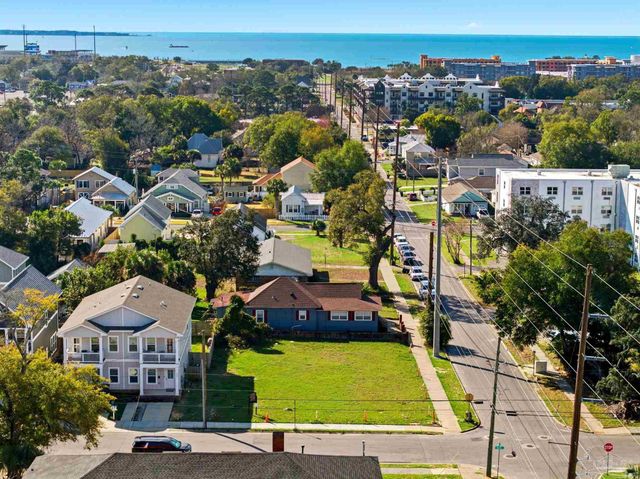 000 W Wright St, Pensacola, FL 32501