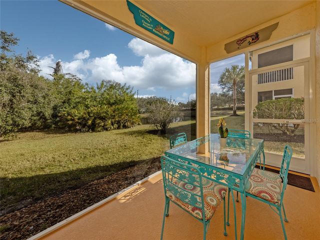 902 CASA DEL LAGO WAY 902, Venice, FL 34292