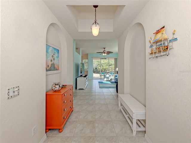 902 CASA DEL LAGO WAY 902, Venice, FL 34292