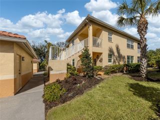 902 CASA DEL LAGO WAY 902, Venice, FL 34292