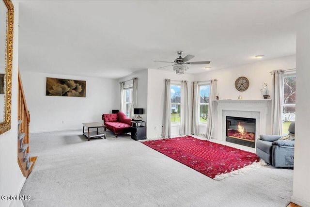 564 Snyders Lake Road, North Greenbush, NY 12198