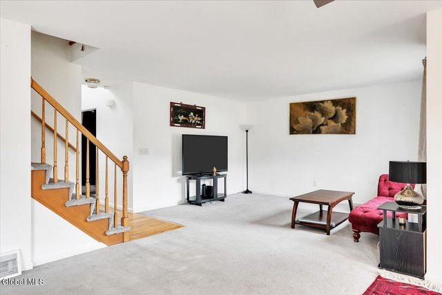 564 Snyders Lake Road, North Greenbush, NY 12198