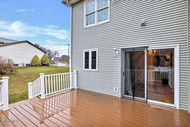 564 Snyders Lake Road, North Greenbush, NY 12198