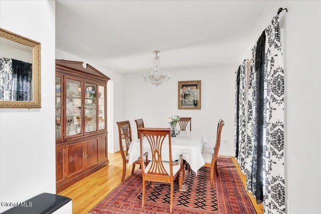 564 Snyders Lake Road, North Greenbush, NY 12198