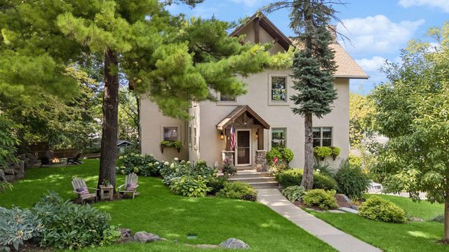 126 Courtland Street, Excelsior, MN 55331