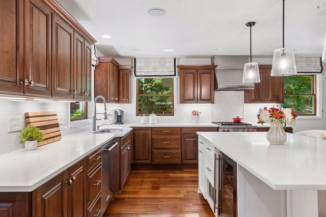 126 Courtland Street, Excelsior, MN 55331