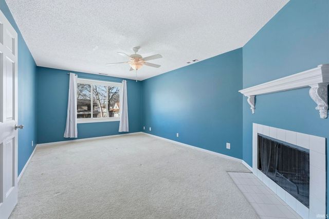 4918 Oak Creek Court, Fort Wayne, IN 46835