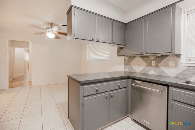 4107 Broken Arrow Drive, Harker Heights, TX 76548