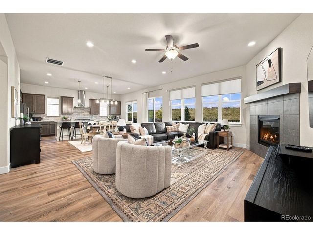 9026 S Shawnee Ct, Aurora, CO 80016