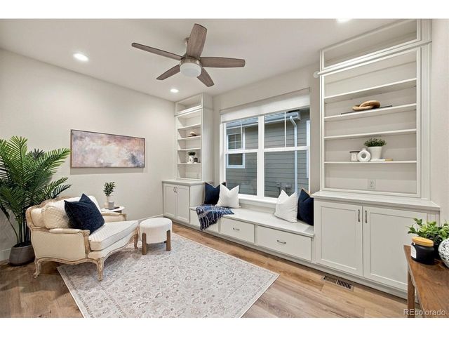 9026 S Shawnee Ct, Aurora, CO 80016