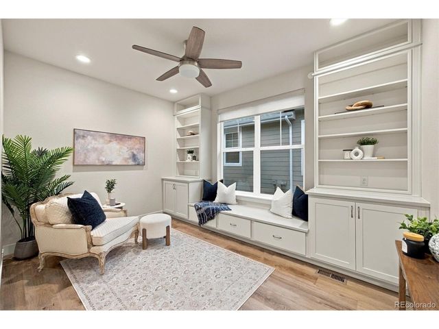 9026 S Shawnee Ct, Aurora, CO 80016