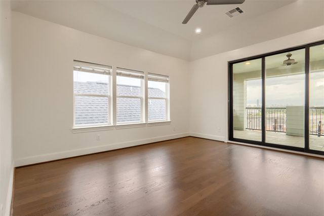 4024 Woodshire Village Estate, Houston, TX 77025