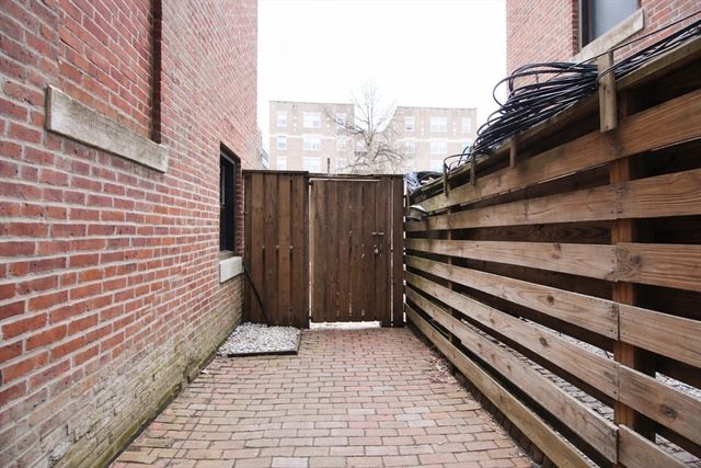 111 Gainsborough Street 005, Boston, MA 02115