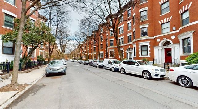 111 Gainsborough Street 005, Boston, MA 02115