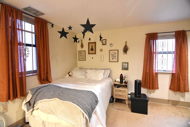 111 Gainsborough Street 005, Boston, MA 02115