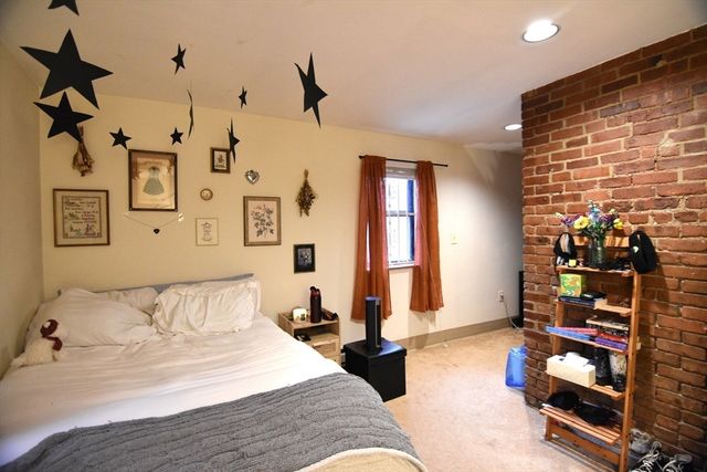 111 Gainsborough Street 005, Boston, MA 02115