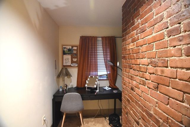 111 Gainsborough Street 005, Boston, MA 02115